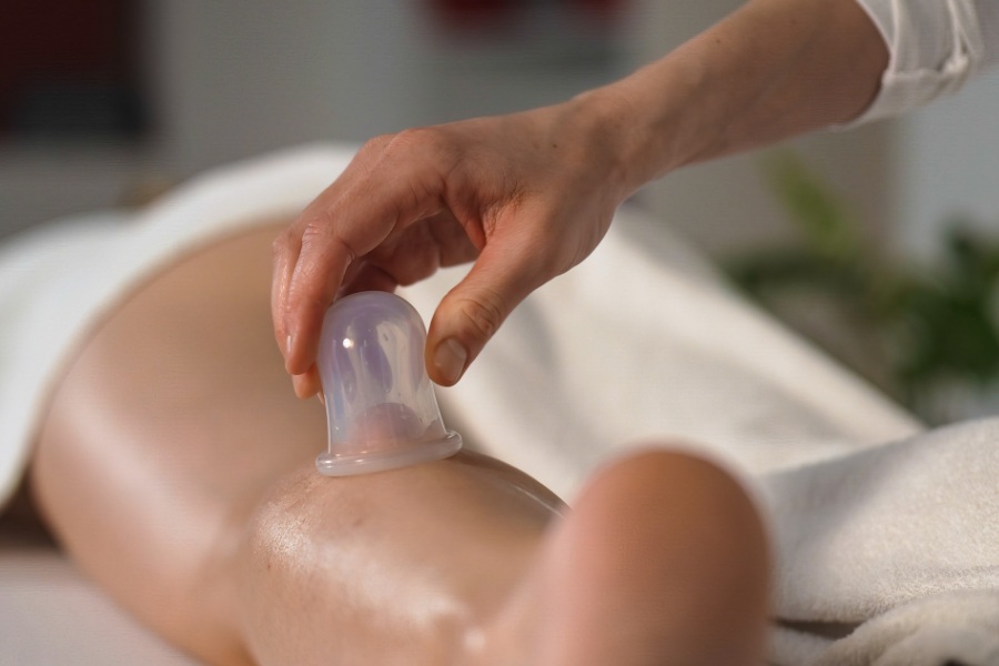 Ventouses et massothérapie : le duo gagnant pour vos muscles